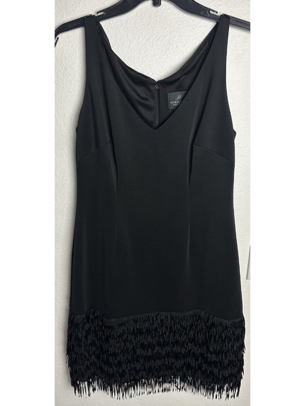 Adrianna Papell Black Cocktail Dress Size 10 Sleeveless V-Neck Fringe Hem Formal - Picture 2 of 11